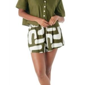 NWT CROSBY by Mollie Burch Dutton Shorts in Pave the Way